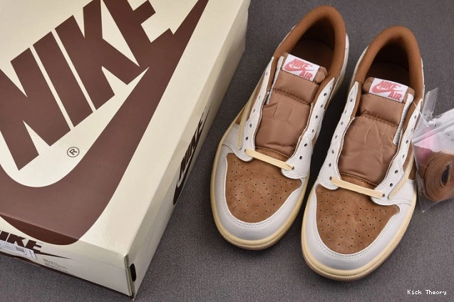 Kick Theory AJ OG 1 x Travis Low SP DM7866-106 Scott 0812